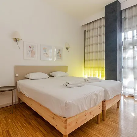 Appartamento Deluxe W/ Garage